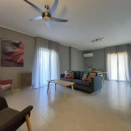 Renovated Modern 3bdr Flat W/balcony Apartment Athens